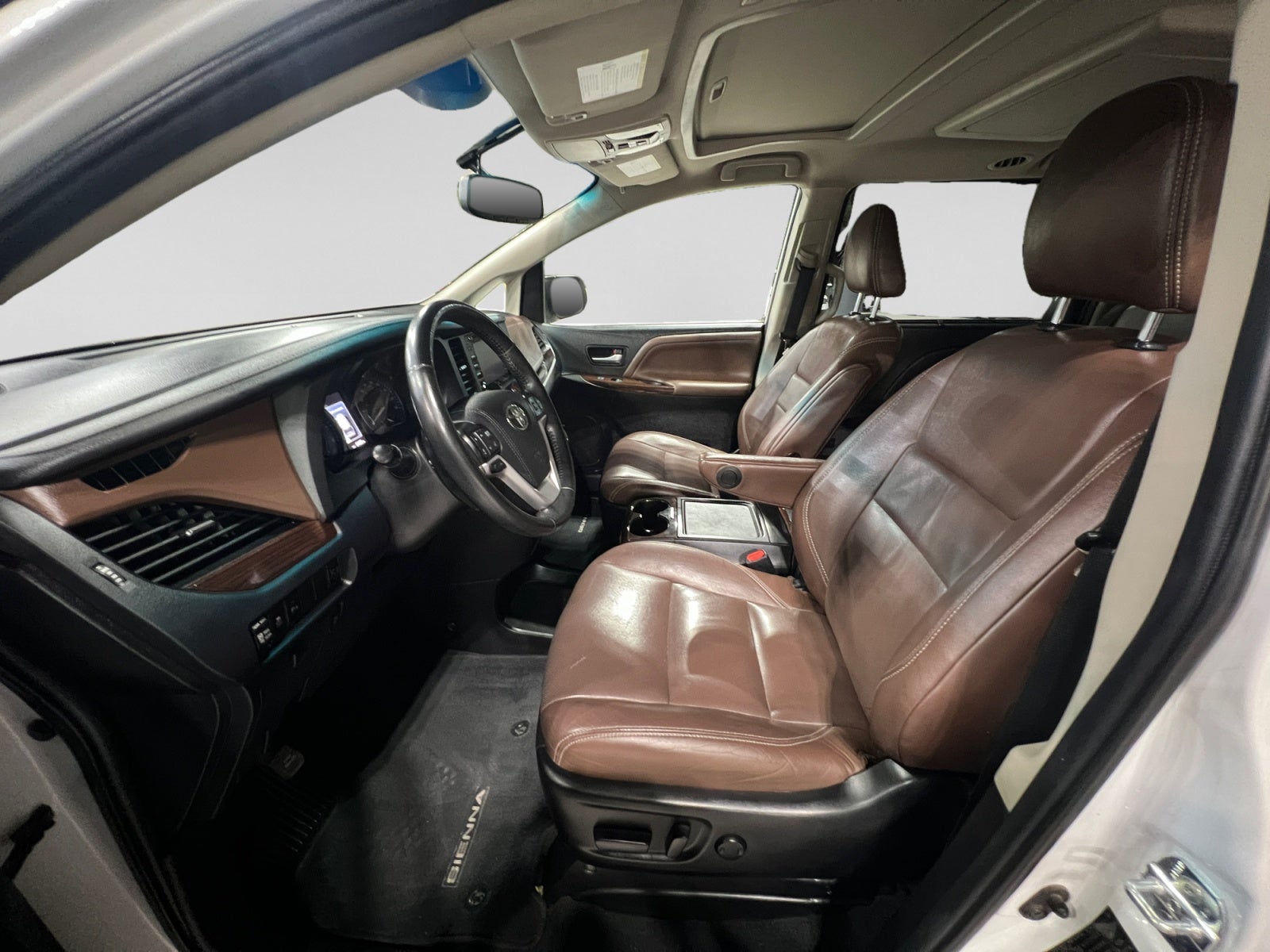 2019 Toyota SIENNA LIMITED