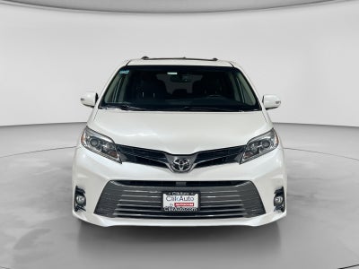 2019 Toyota SIENNA LIMITED
