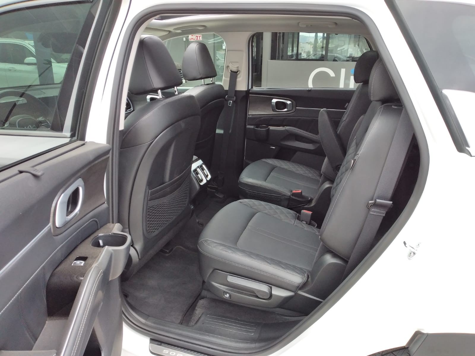 2025 Kia SORENTO SXL