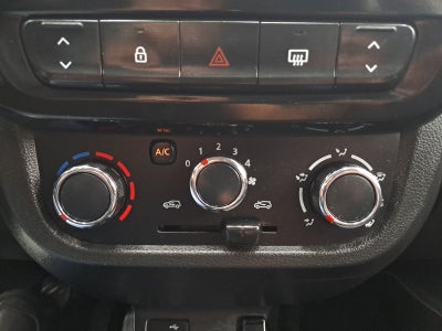 2023 RENAULT KWID ICONIC