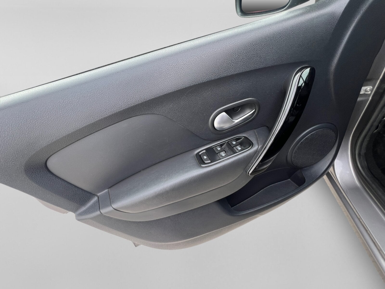 2023 RENAULT LOGAN 1.6 INTENS CVT