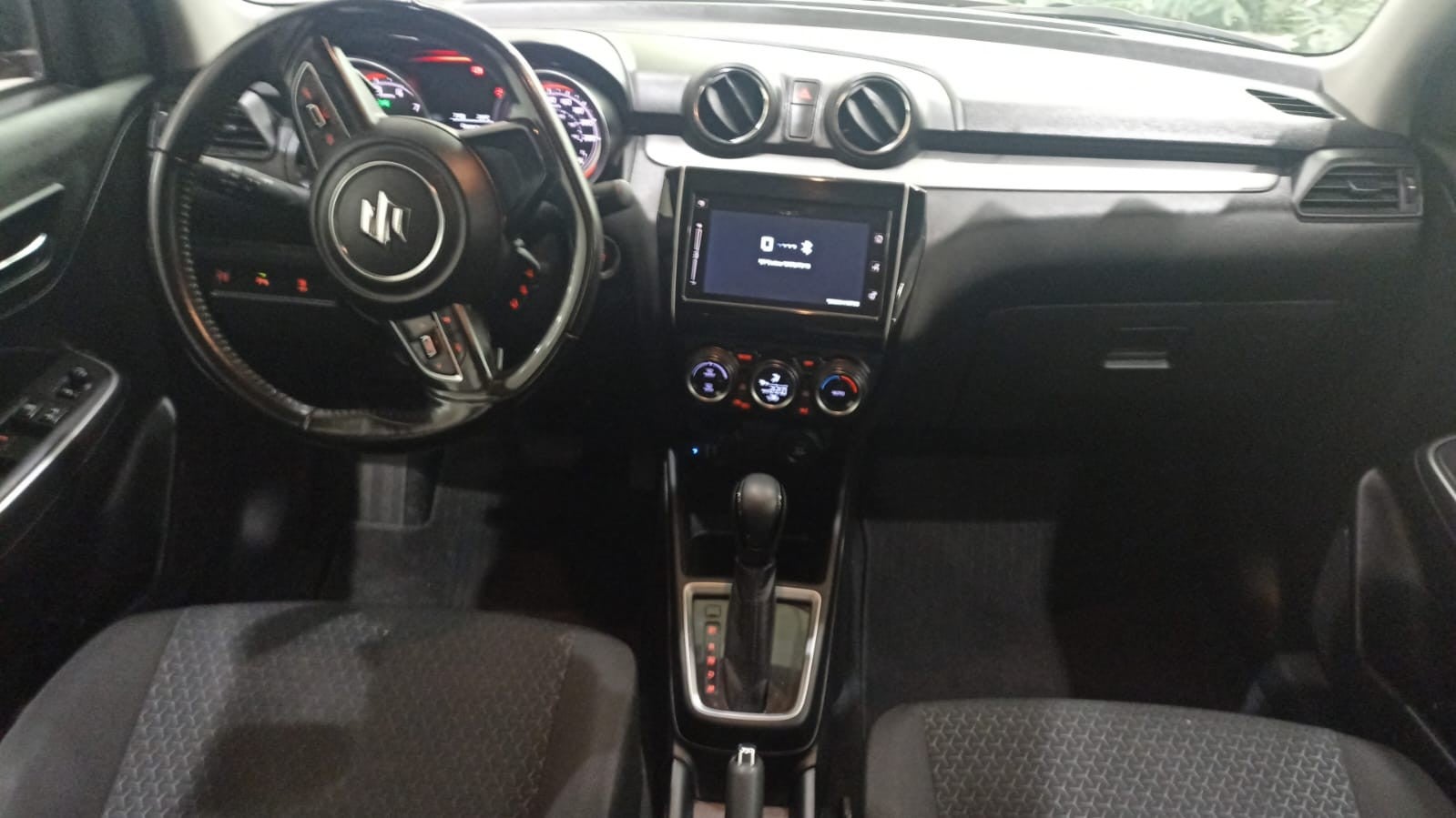 2022 SUZUKI SWIFT GLX CVT