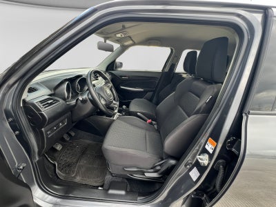 2022 SUZUKI SWIFT GLX 5MT