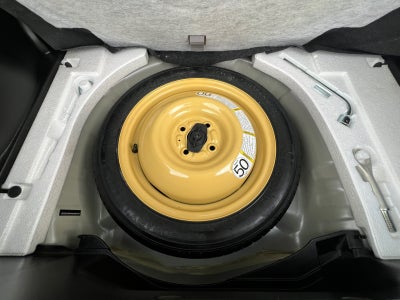 2022 SUZUKI SWIFT GLX 5MT