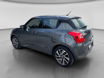 2022 SUZUKI SWIFT GLX 5MT