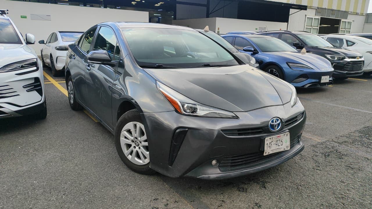 2020 Toyota PRIUS PREMIUM