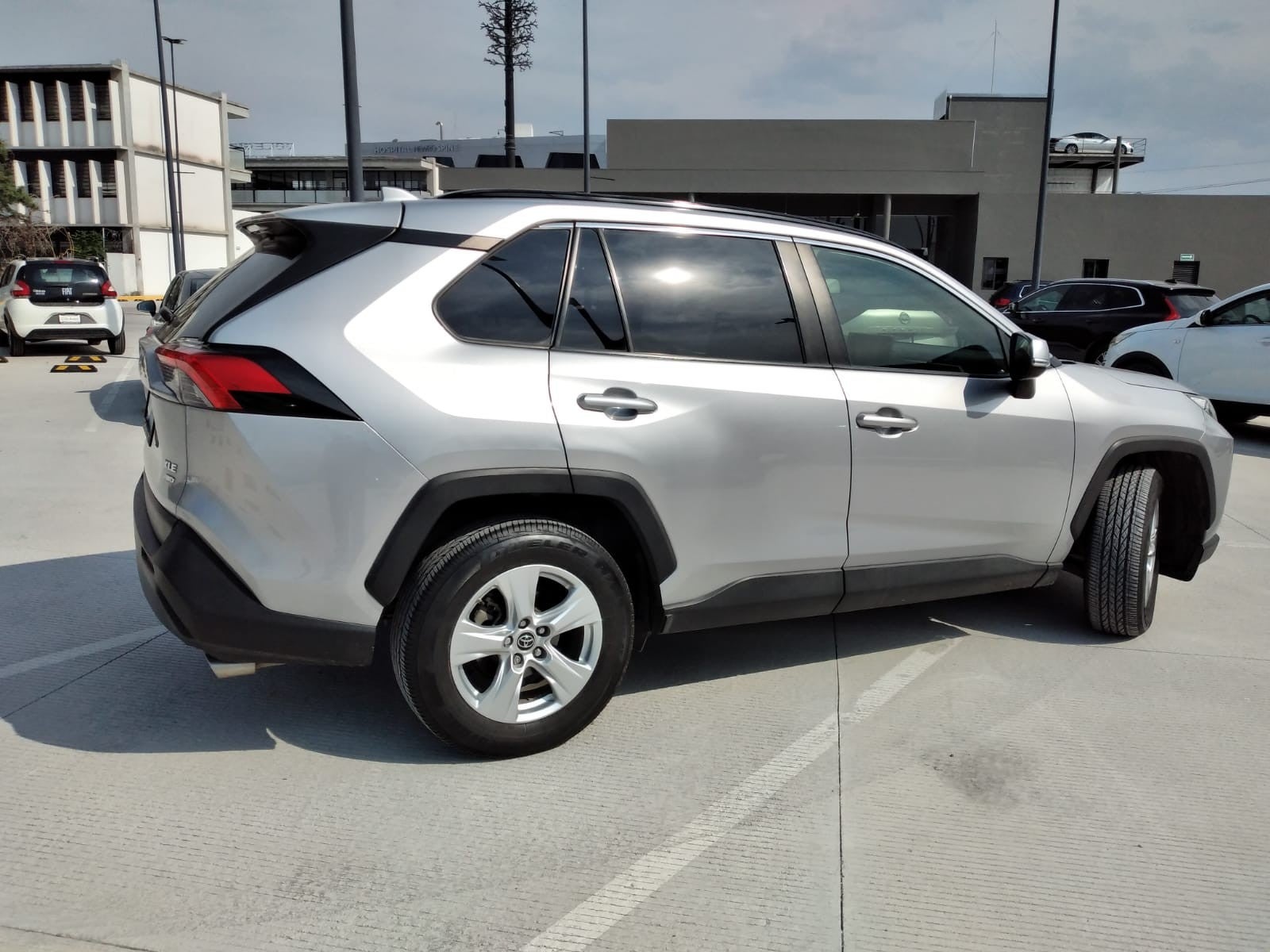 2019 Toyota RAV4 2.5 XLE AWD AT