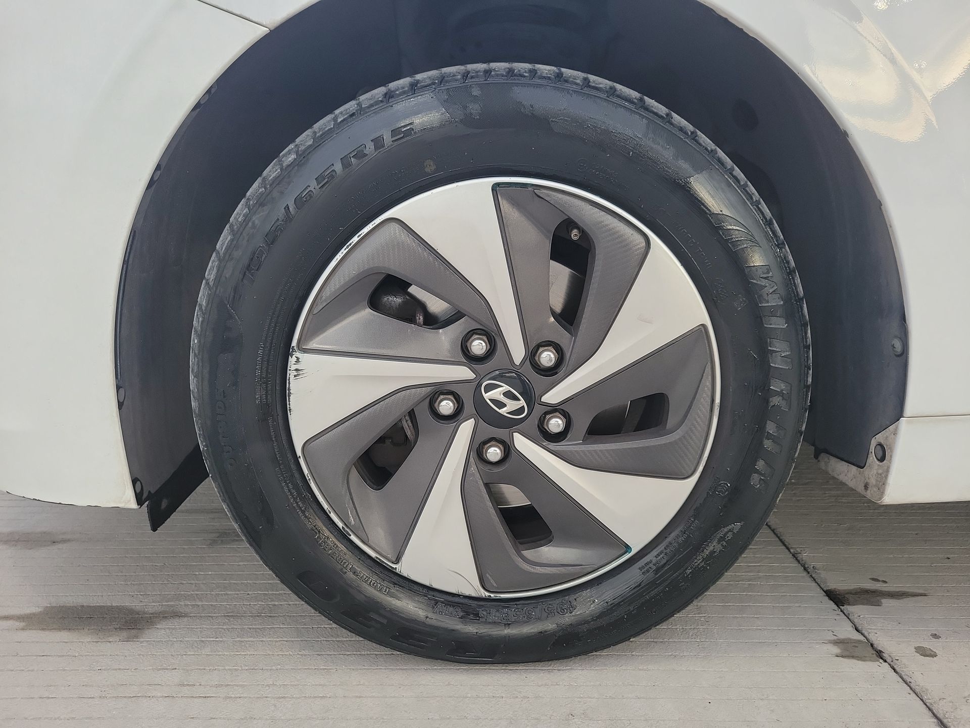 2019 Hyundai IONIQ 1.6 GLS PREMIUM
