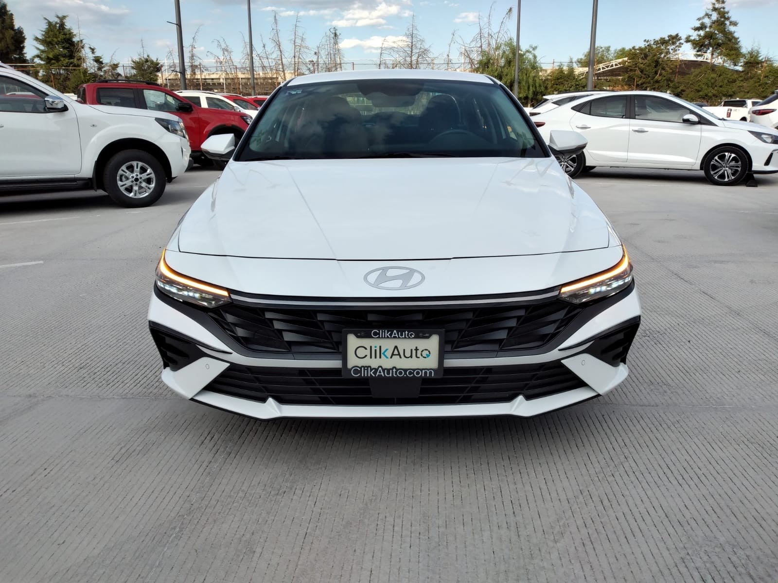 2026 Hyundai ELANTRA GLS PREMIUM DCT HEV