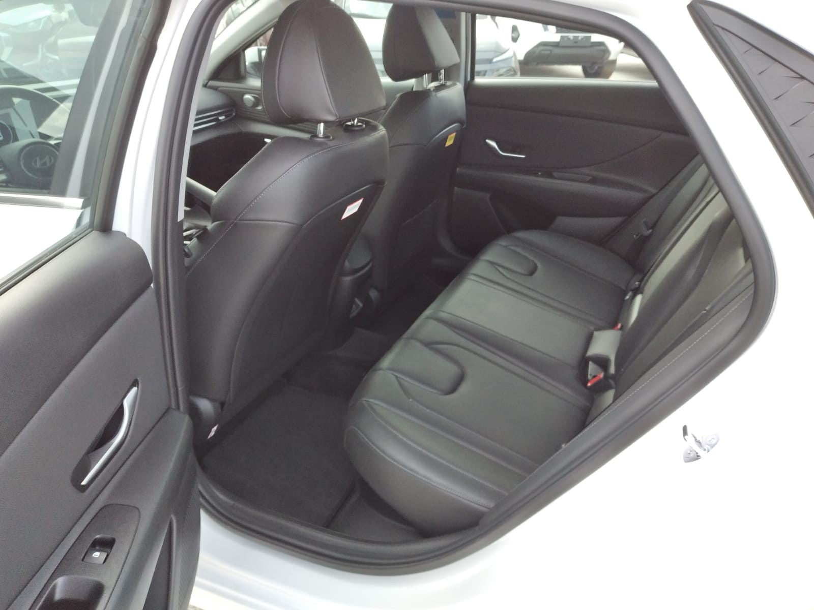 2026 Hyundai ELANTRA GLS PREMIUM DCT HEV
