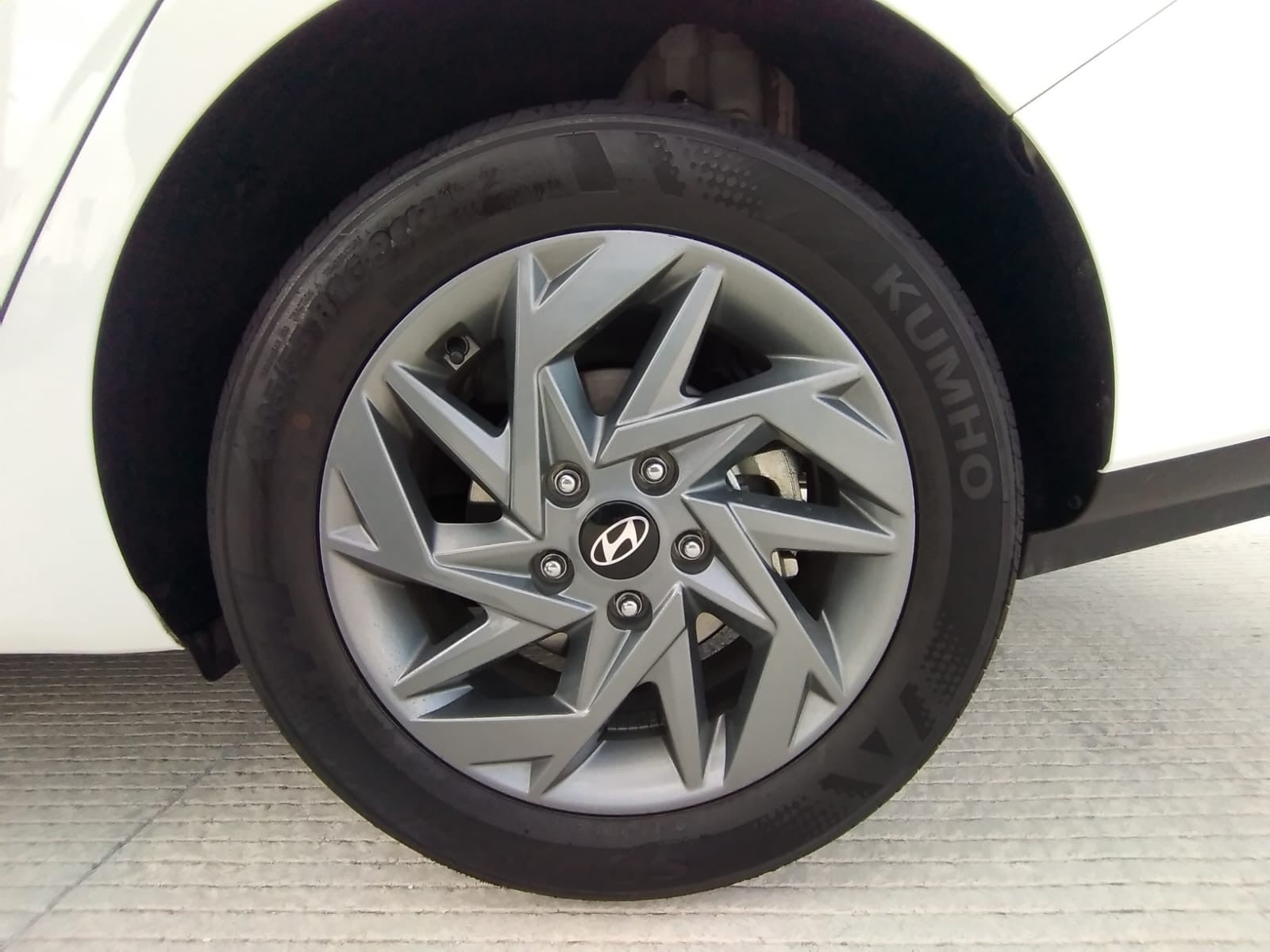 2026 Hyundai ELANTRA GLS PREMIUM DCT HEV