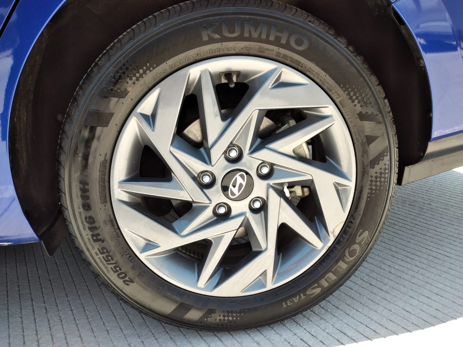 2025 Hyundai ELANTRA GLS PREMIUM DCT HEV