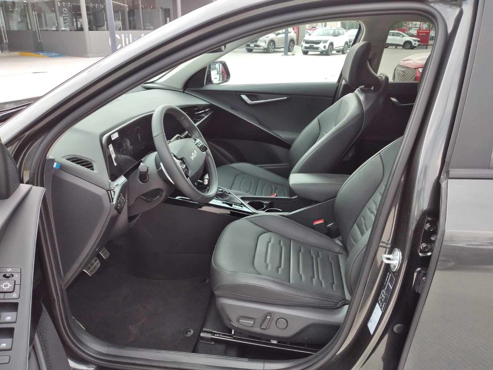 2025 Kia NIRO EX
