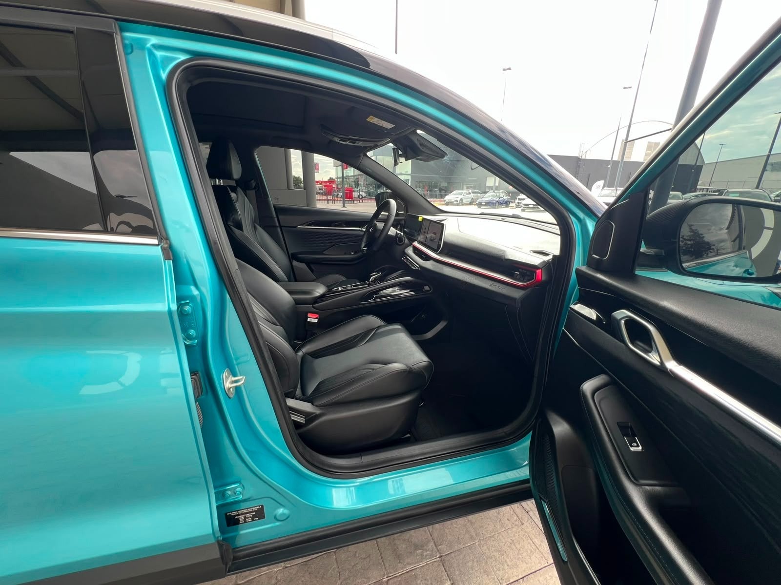 2025 GEELY COOLRAY GF
