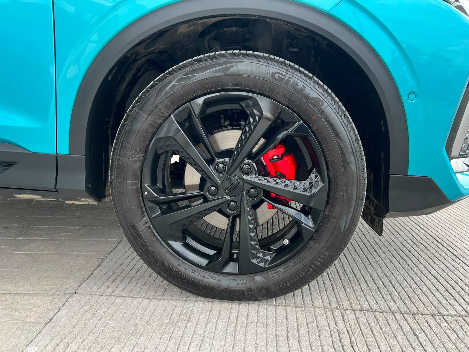 2025 GEELY COOLRAY GF