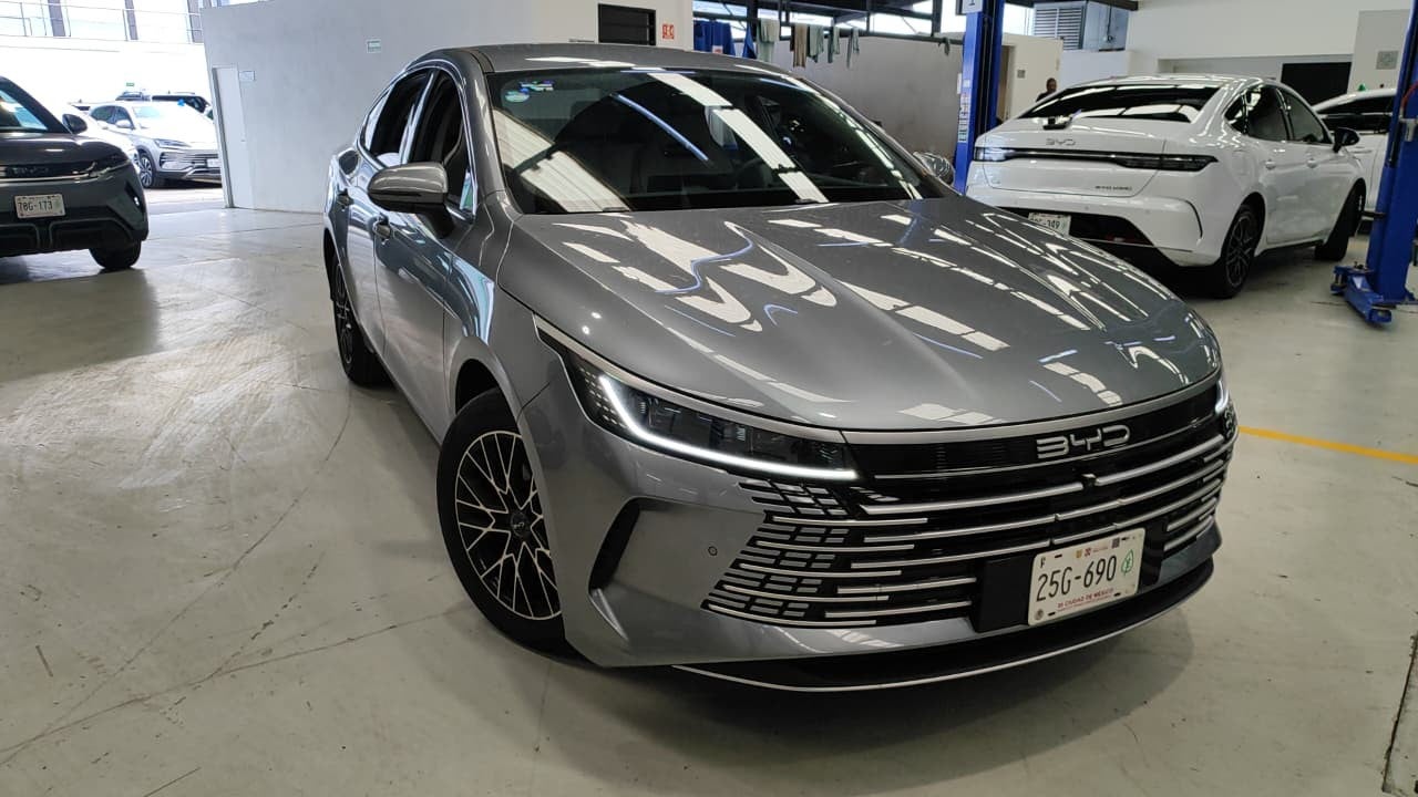 2026 BYD KING DM-I 1.5L FWD 55KM