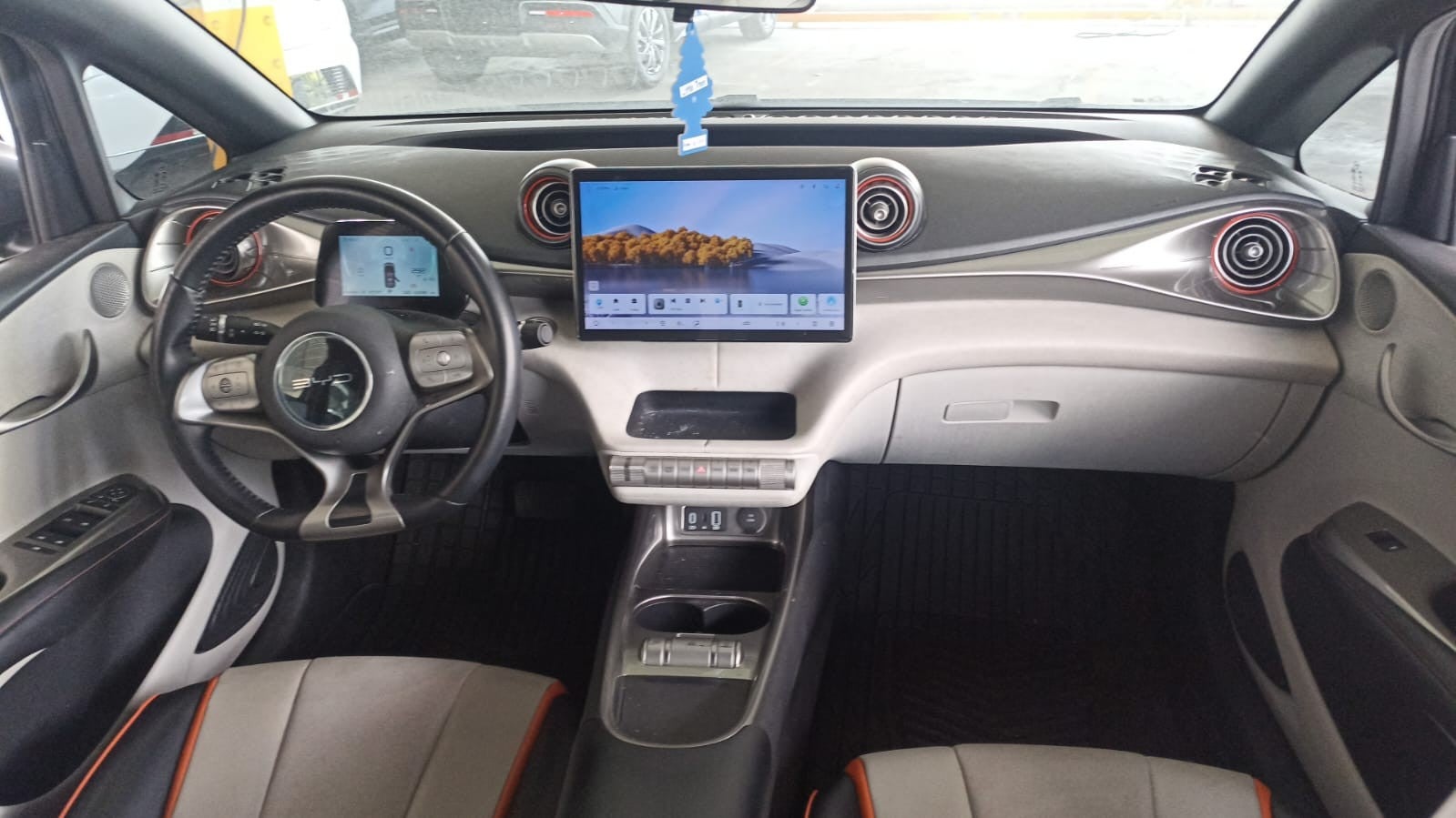 2024 BYD DOLPHIN BEV 45KWH GS