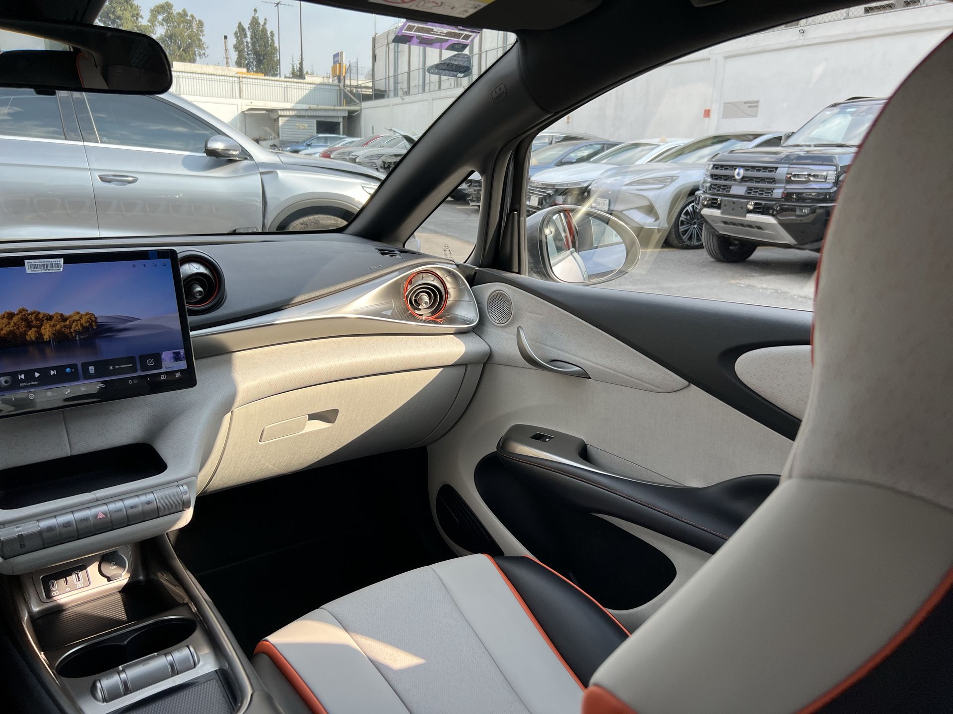 2024 BYD DOLPHIN BEV 45KWH GS