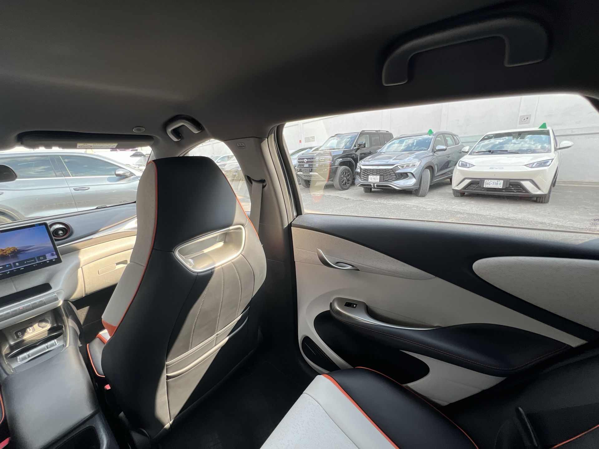 2024 BYD DOLPHIN BEV 45KWH GS