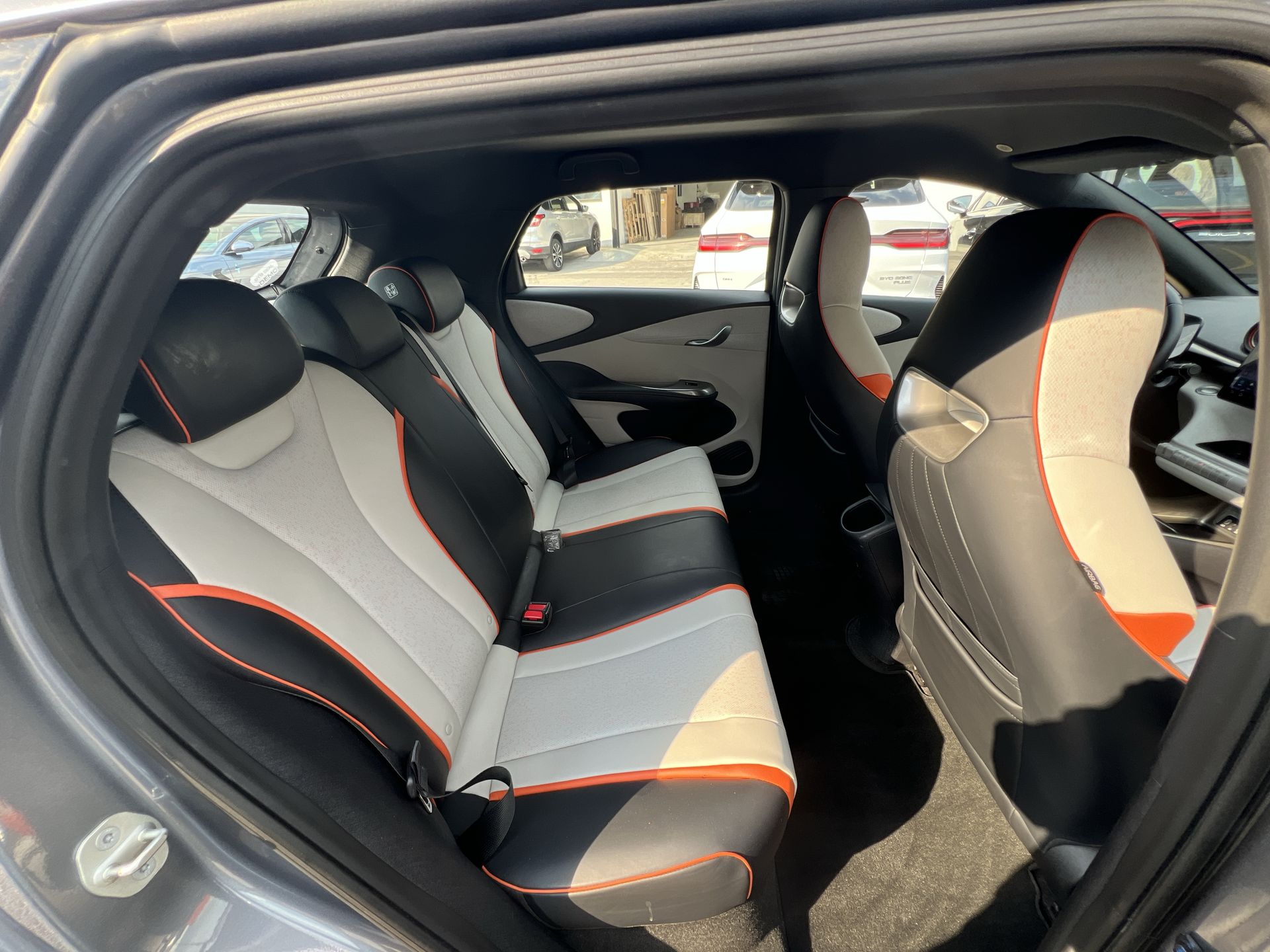 2024 BYD DOLPHIN BEV 45KWH GS