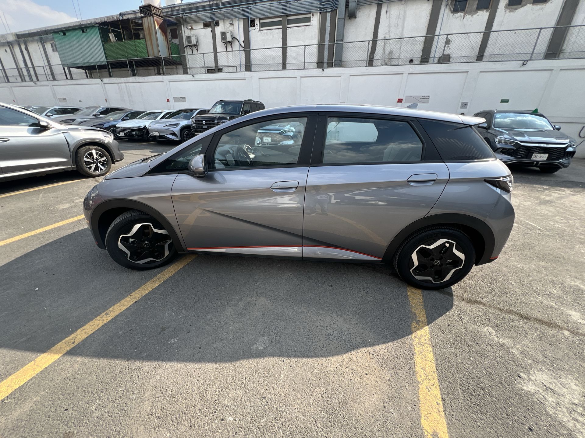 2024 BYD DOLPHIN BEV 45KWH GS