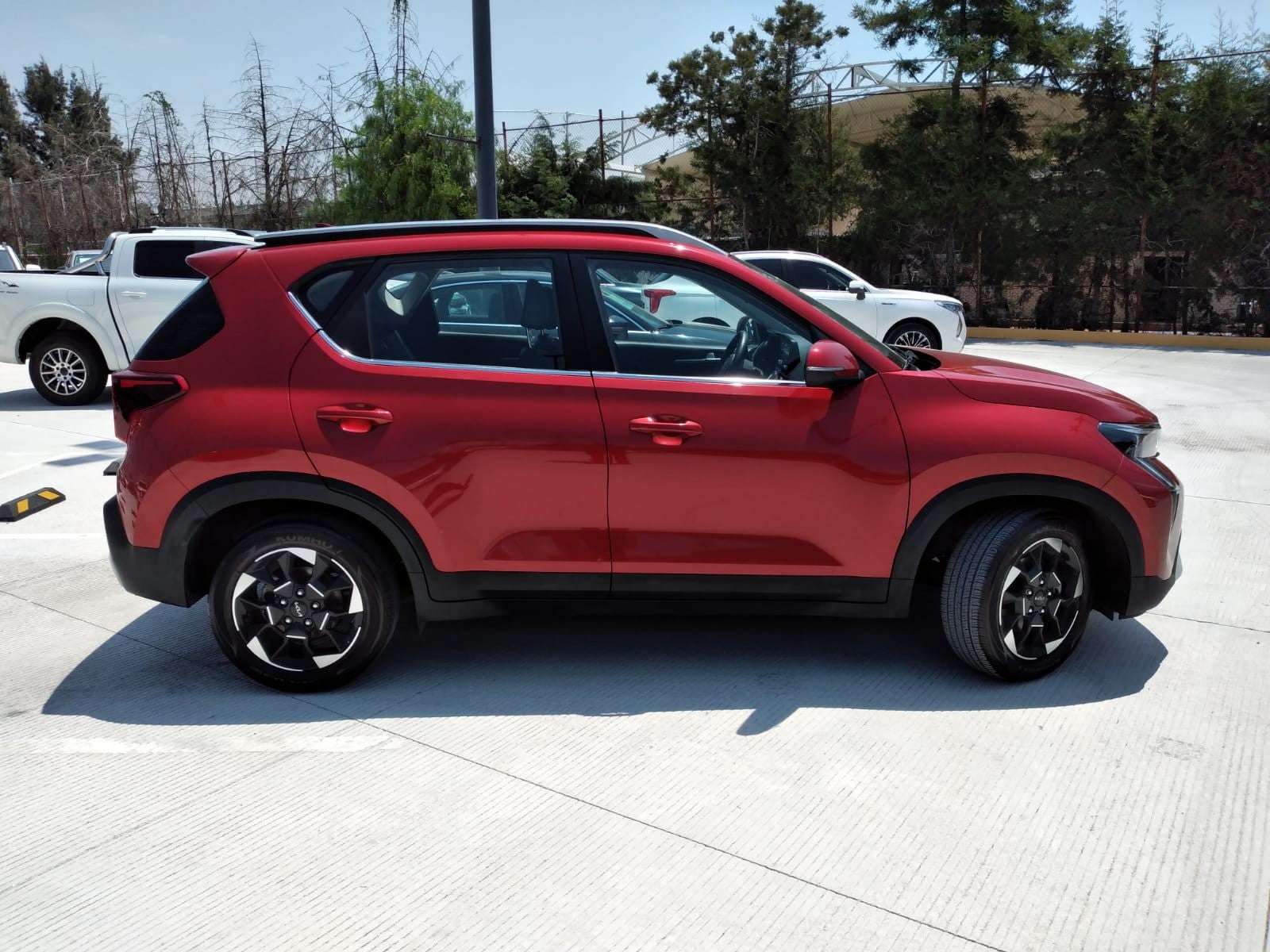 2024 Kia SONET EX IVT