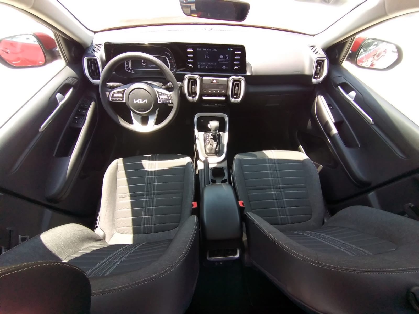 2024 Kia SONET EX IVT