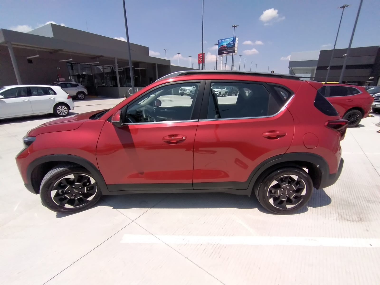 2024 Kia SONET EX IVT