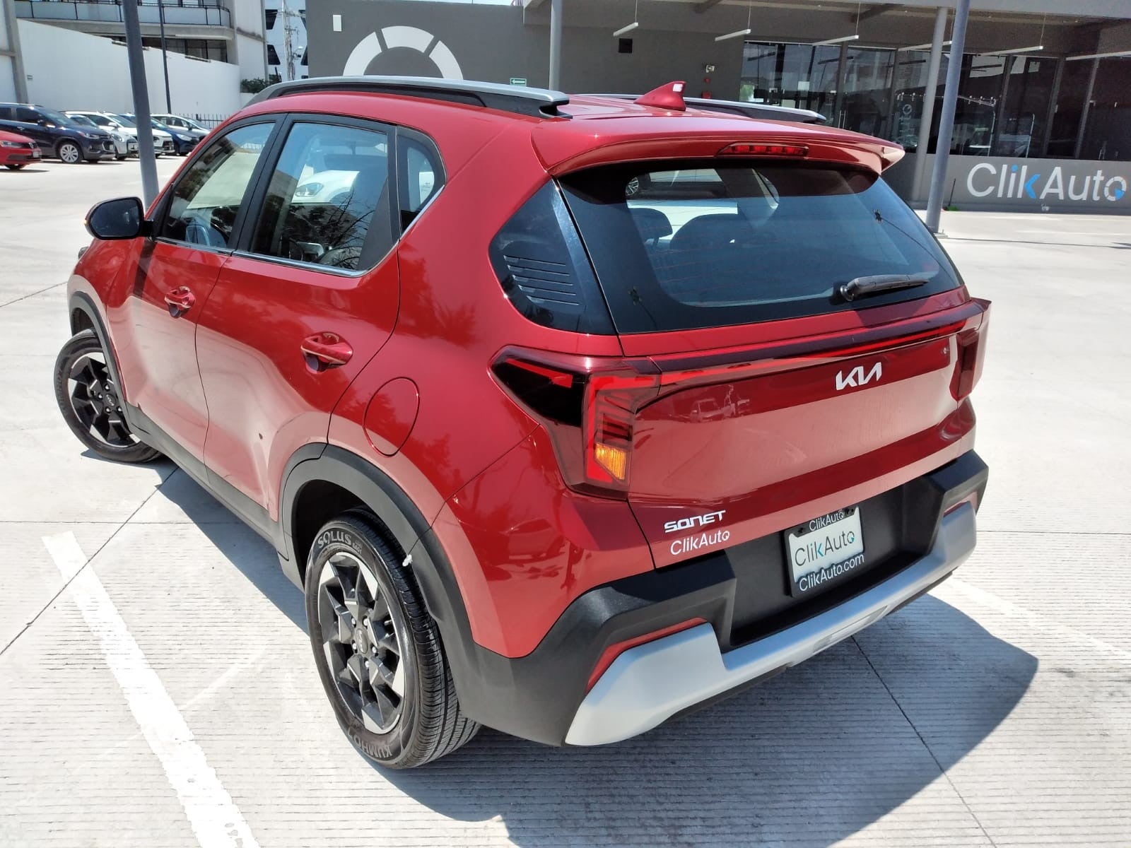 2024 Kia SONET EX IVT