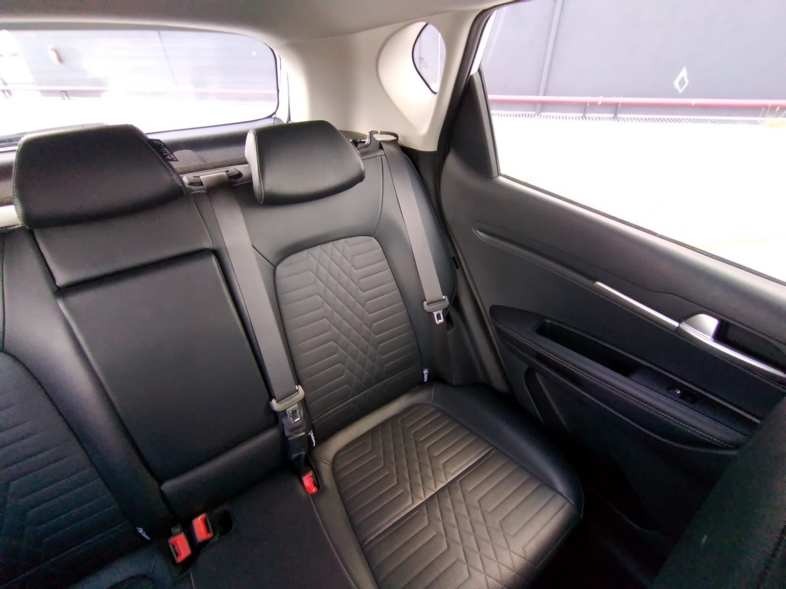 2024 Kia SONET SX IVT
