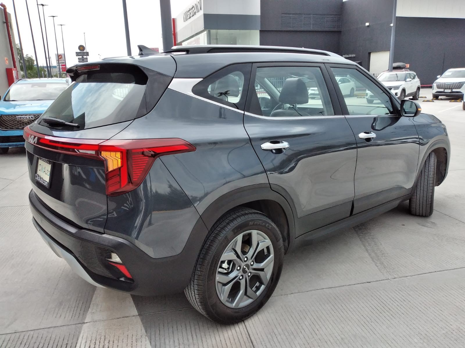 2025 Kia SELTOS SX