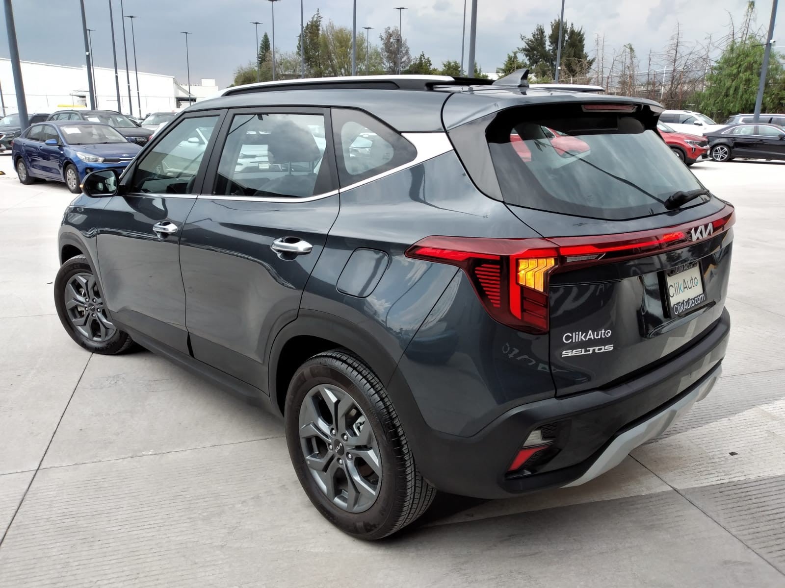2025 Kia SELTOS SX