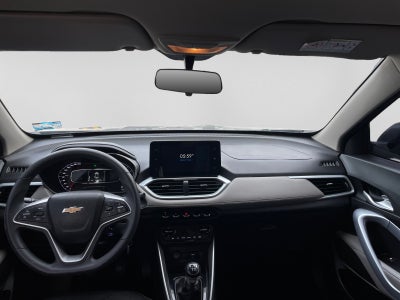 2023 Chevrolet GROOVE LT MT