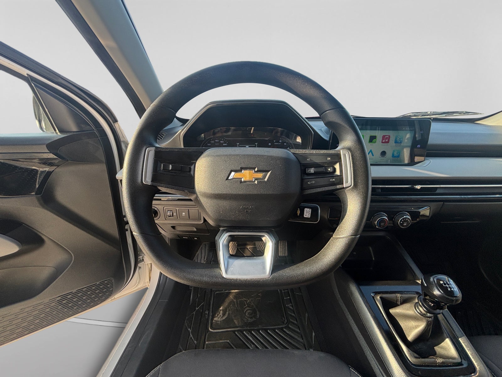 2024 Chevrolet AVEO LT MANUAL E
