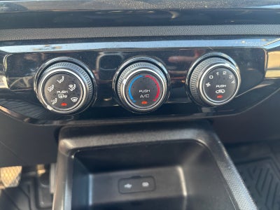 2024 Chevrolet AVEO LT MANUAL E