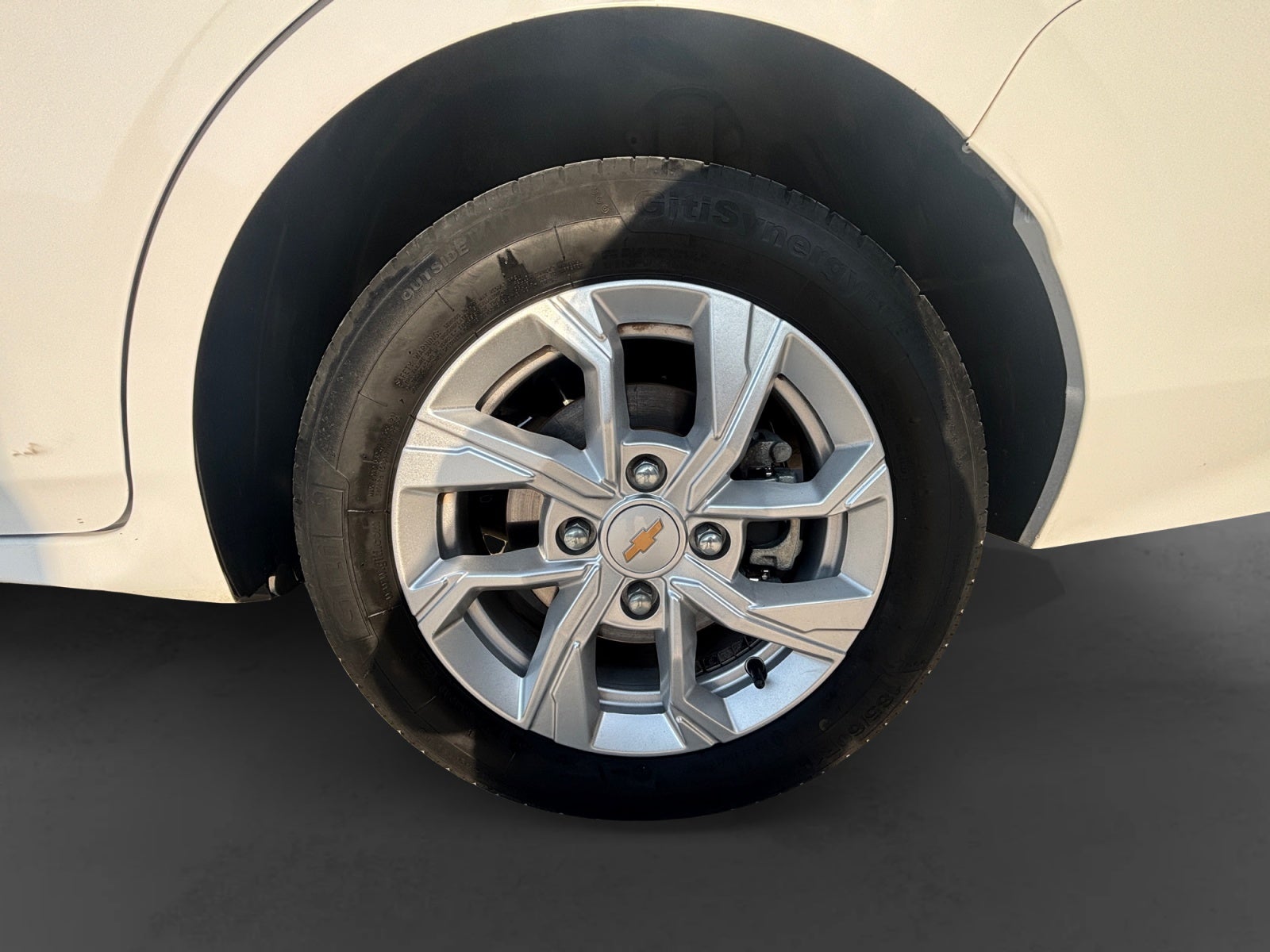 2024 Chevrolet AVEO LT MANUAL E