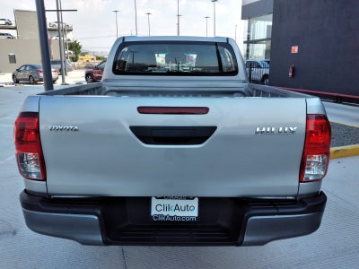 2020 Toyota HILUX D-CAB SR 5MT 4X2