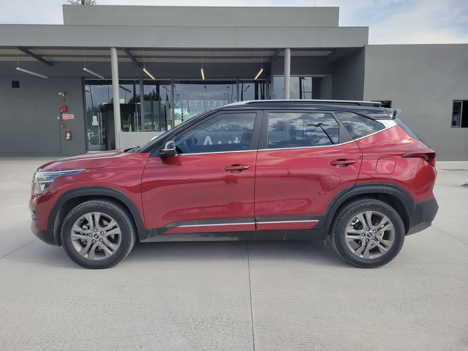 2023 Kia SELTOS EX PACK