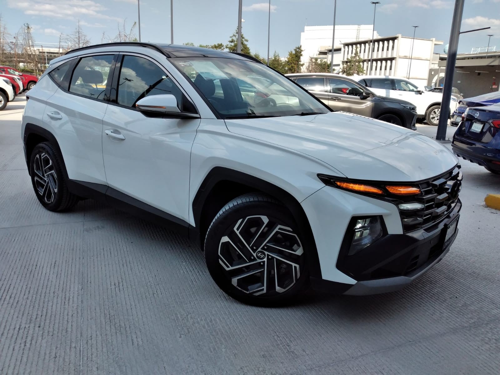 2025 Hyundai TUCSON LIMITED TECH