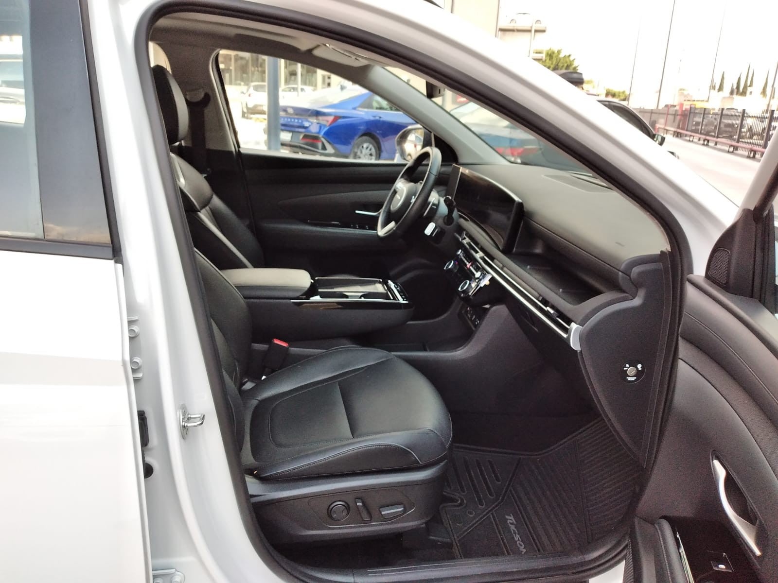 2025 Hyundai TUCSON LIMITED TECH