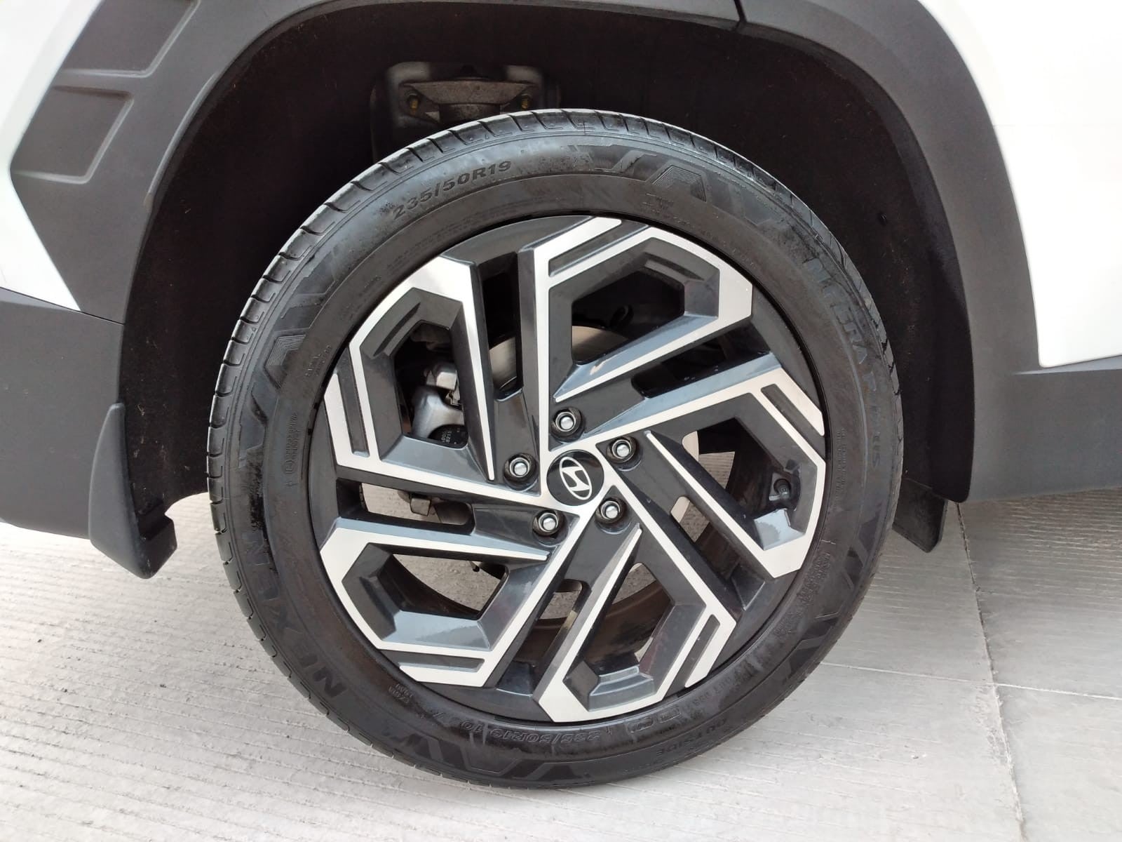 2025 Hyundai TUCSON LIMITED TECH
