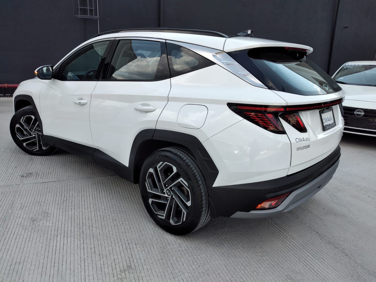 2025 Hyundai TUCSON LIMITED TECH