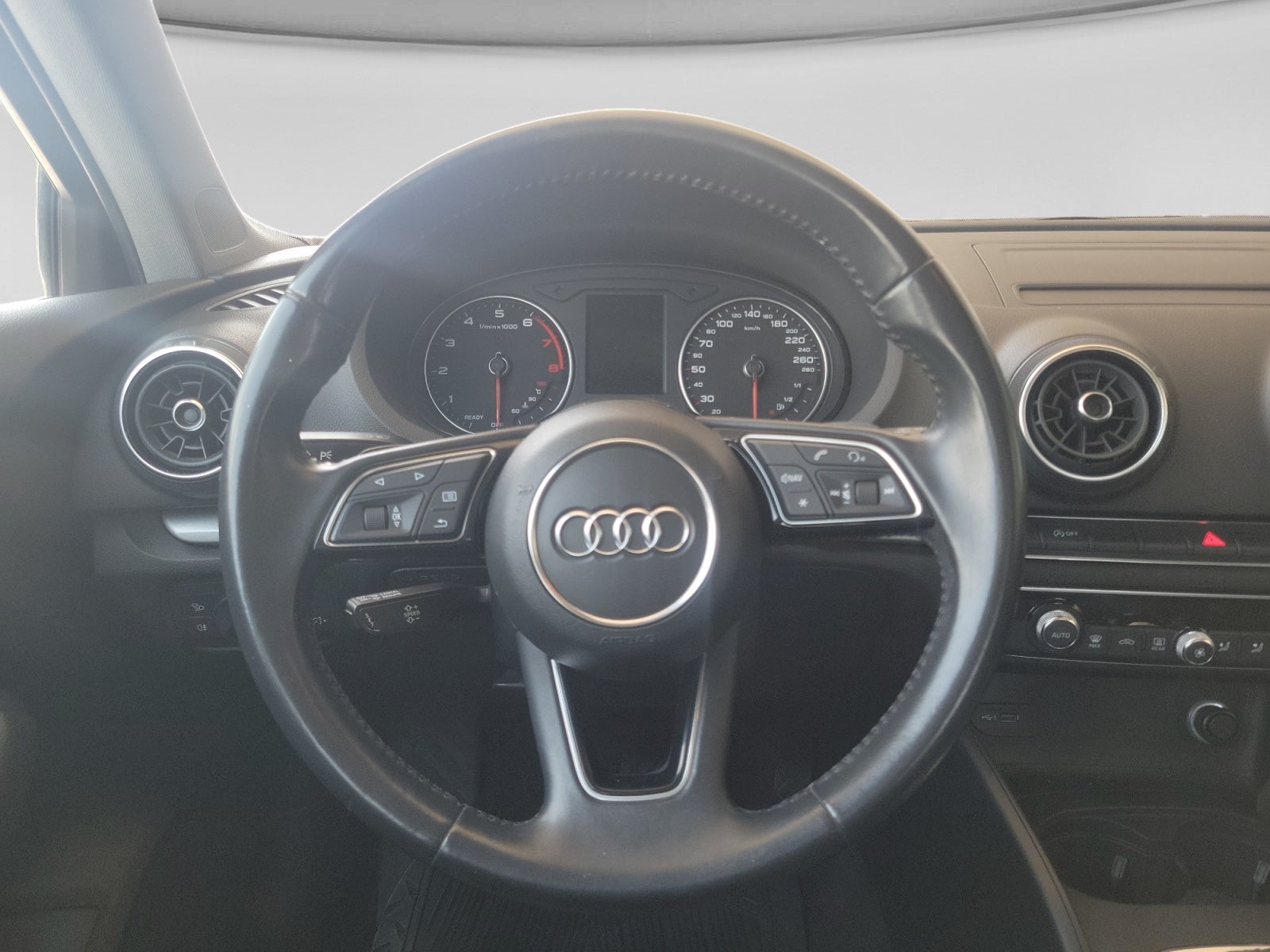 2018 Audi A3 SEDÁN 1.4TFSI COD 150HP DYNAMIC