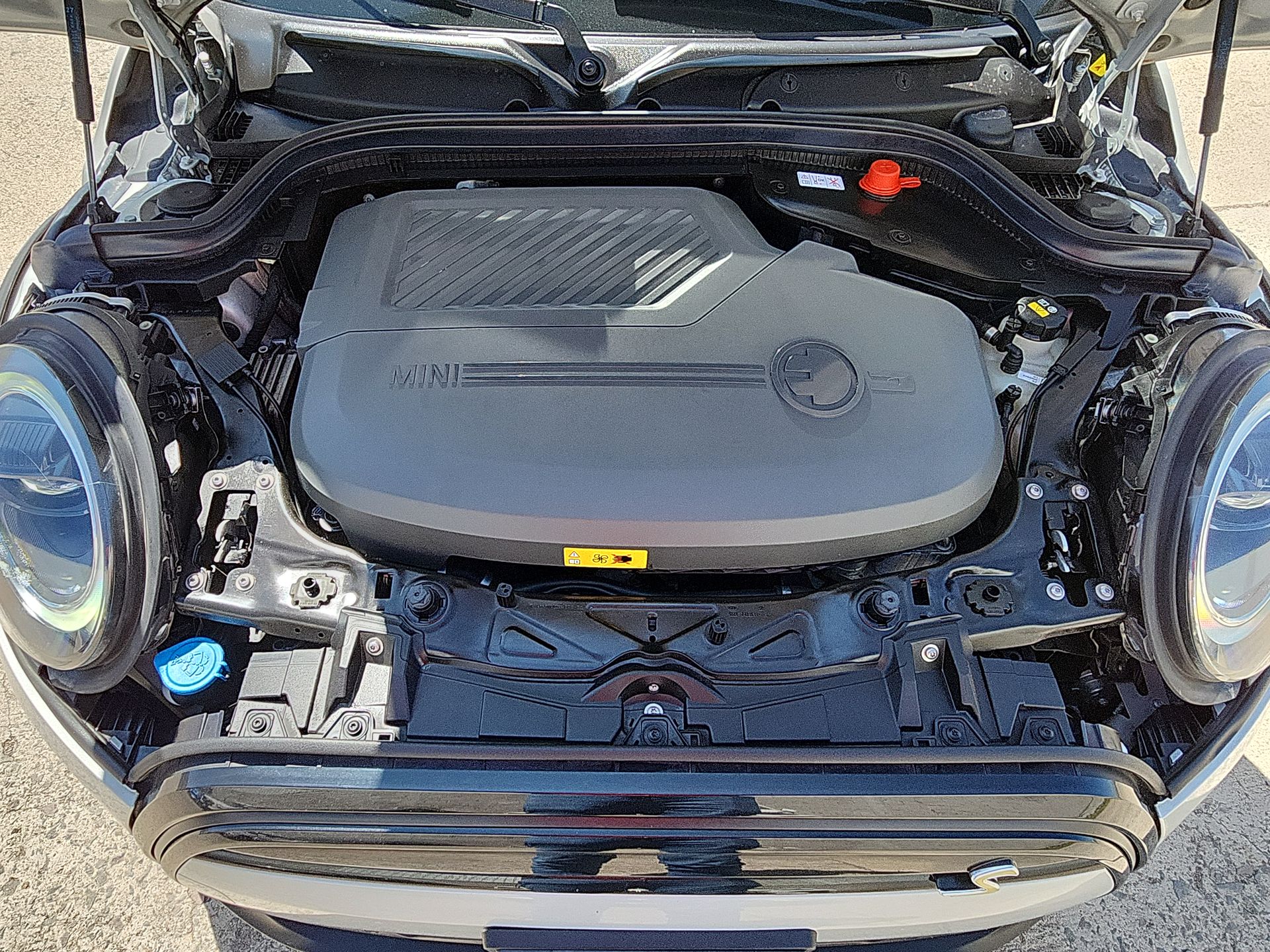 2022 MINI COOPER SE ICONIC AUTOMATICO