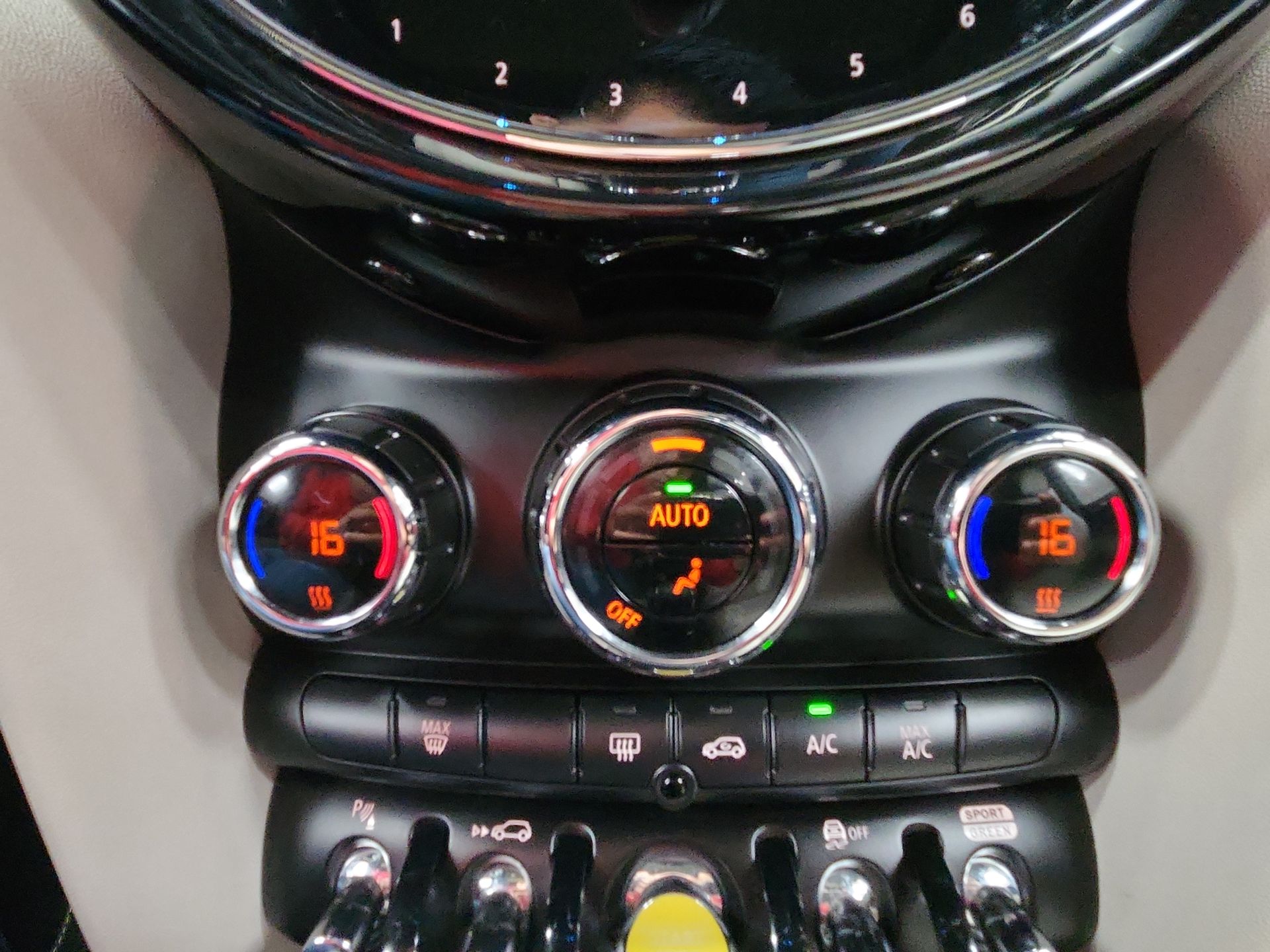 2022 MINI COOPER SE ICONIC AUTOMATICO