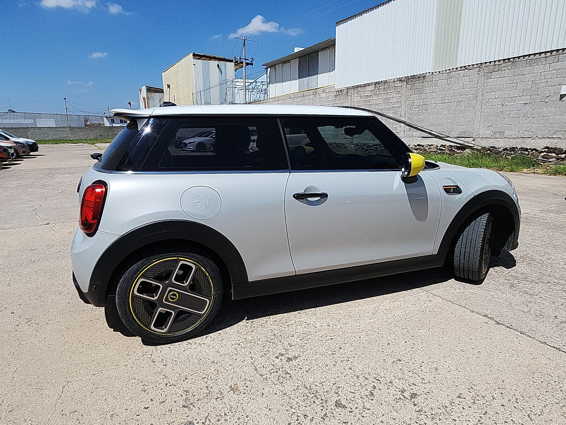 2022 MINI COOPER SE ICONIC AUTOMATICO