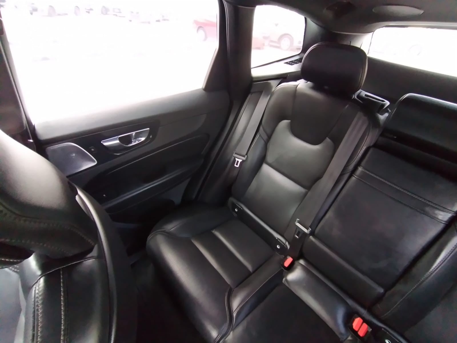 2019 Volvo XC60 INSCRIPTION T6 AWD