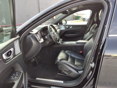 2019 Volvo XC60 INSCRIPTION T6 AWD