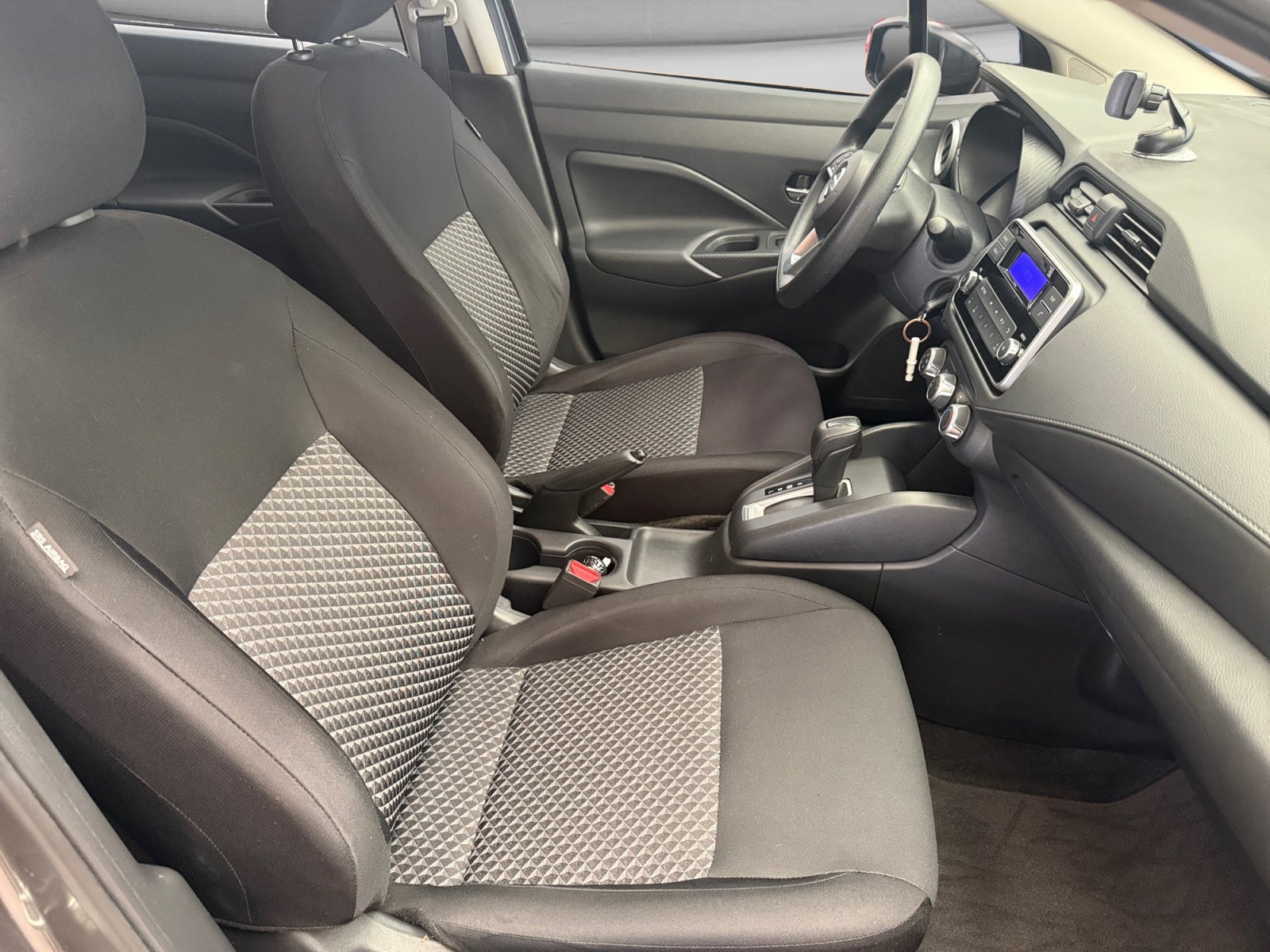 2022 Nissan VERSA SENSE CVT 22