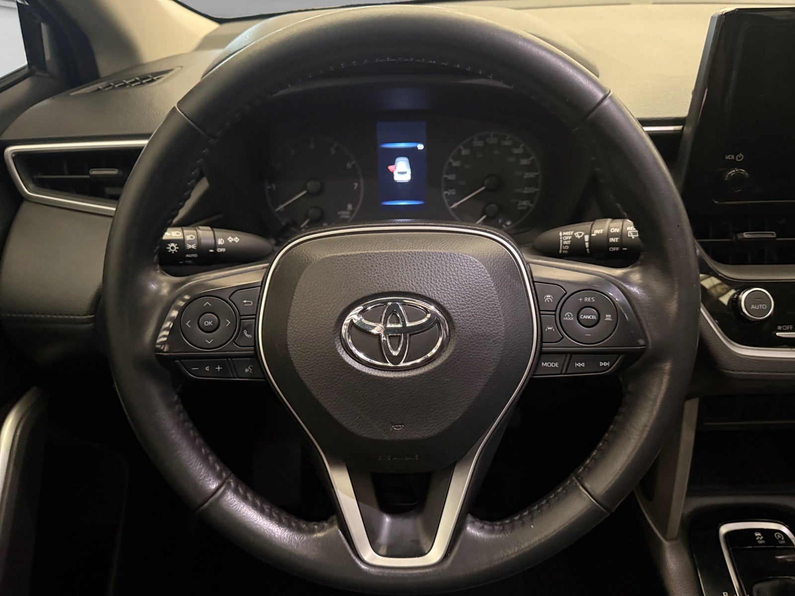 2023 Toyota COROLLA CROSS COROLLA CROSS 2.0 LE CVT 5P